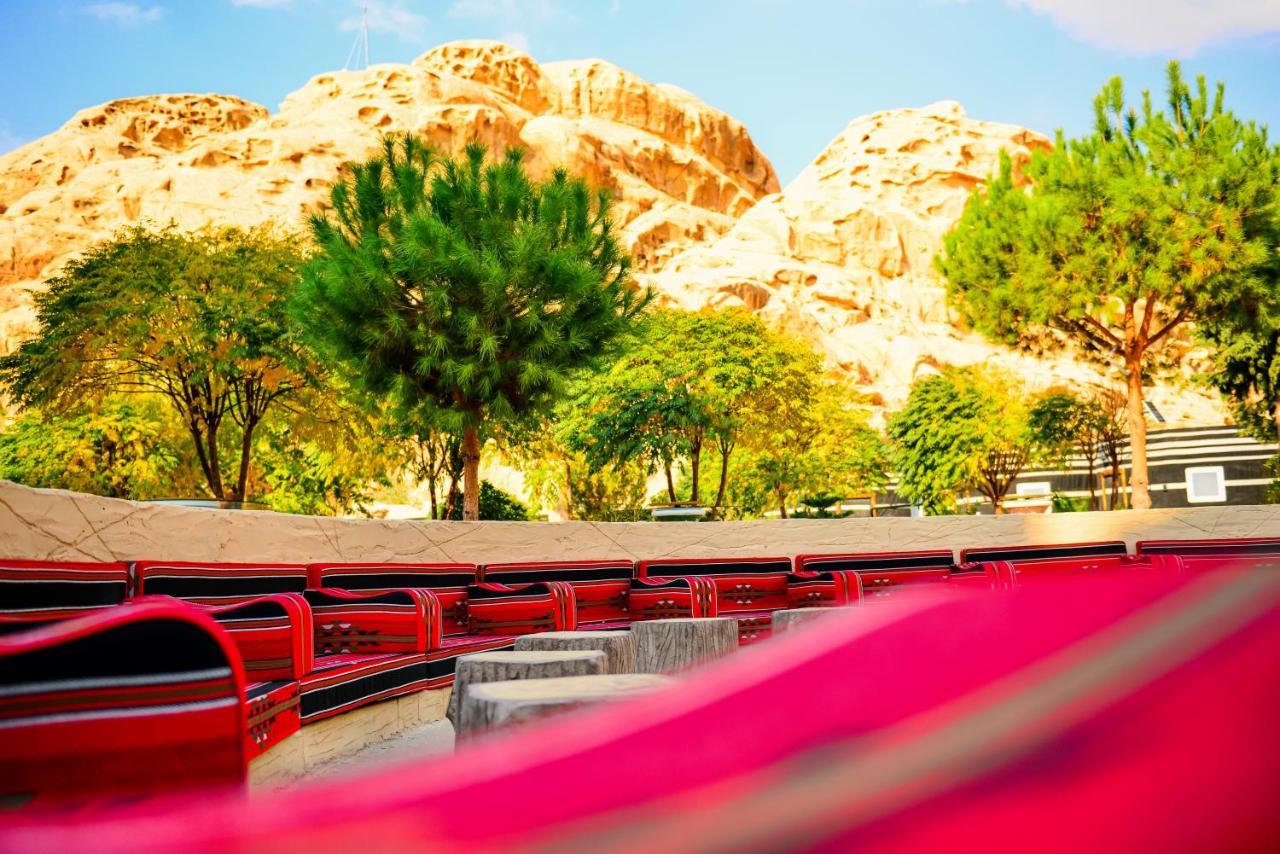 Отель Little Petra Bedouin Camp Al Hayy Экстерьер фото